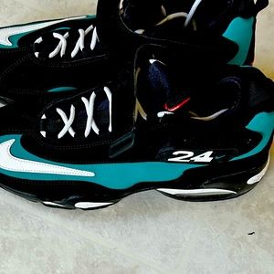 Ken Griffey Nikes